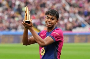 记者：米兰可能尝试冬窗送走圣地亚哥，然后再签更高效的前锋