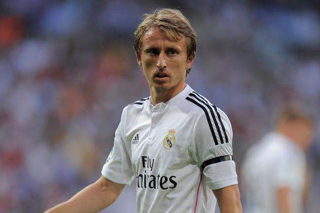 记者：穆斯卡特并不是被“气”走了，他是抽空去上了个厕所