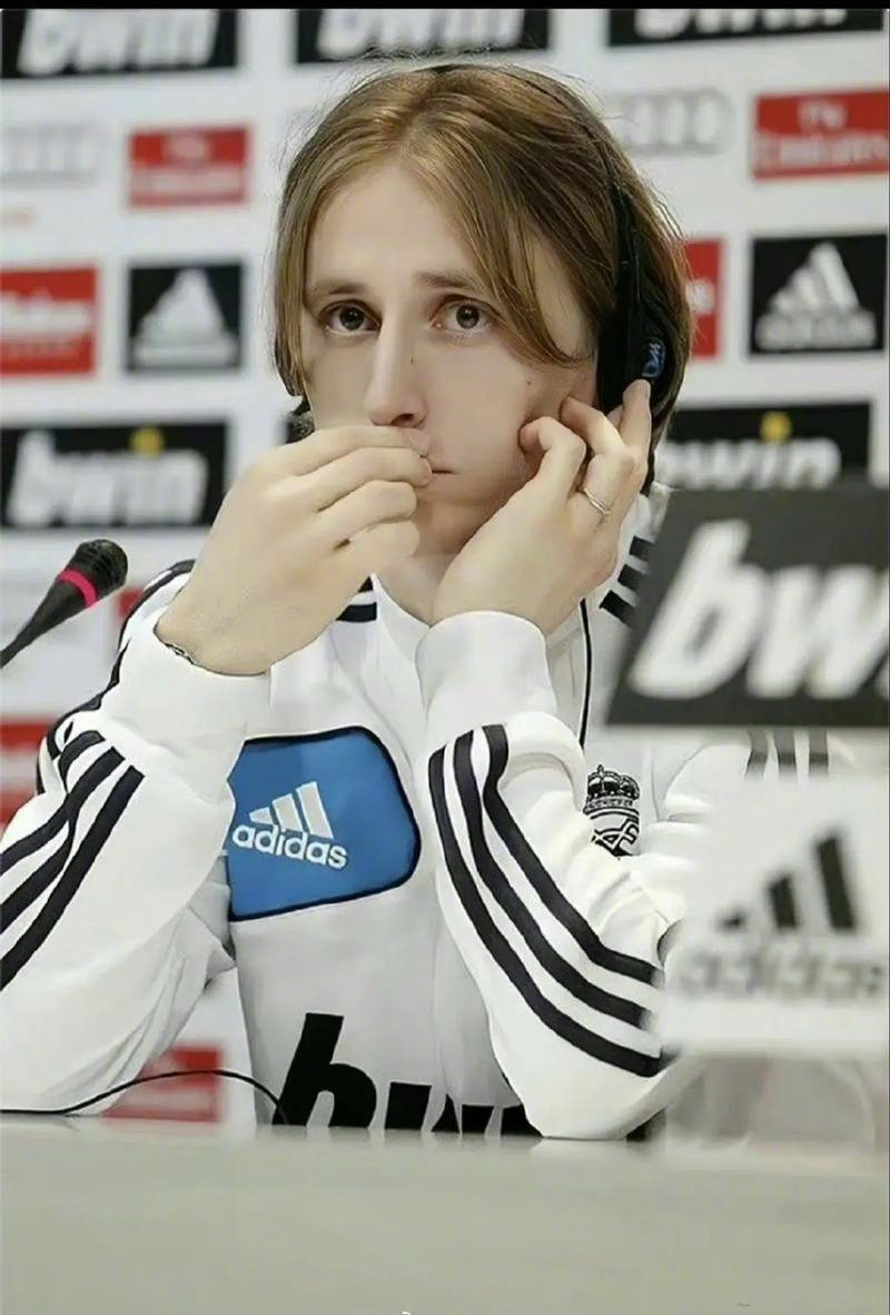 恩佐：我梦想有一天成为阿根廷国家队队长；会全力卫冕世界杯