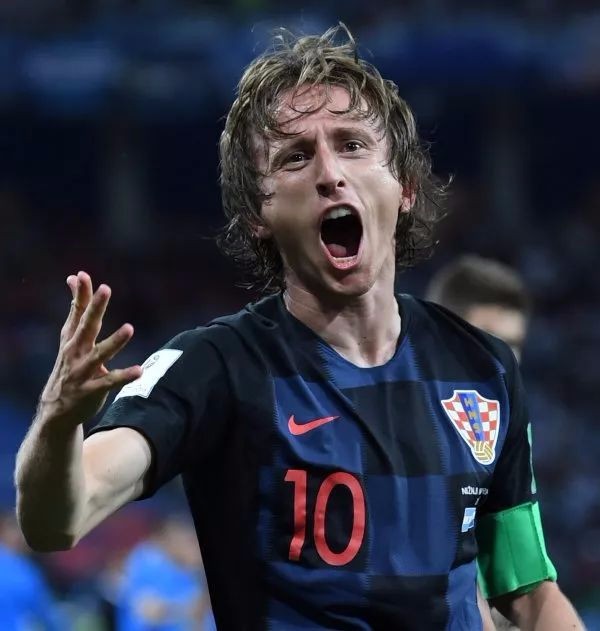 美媒：哈克斯目前是年度最佳第六人热门人选